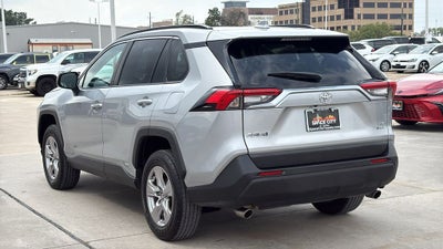 2025 Toyota RAV4 HYBRID LE