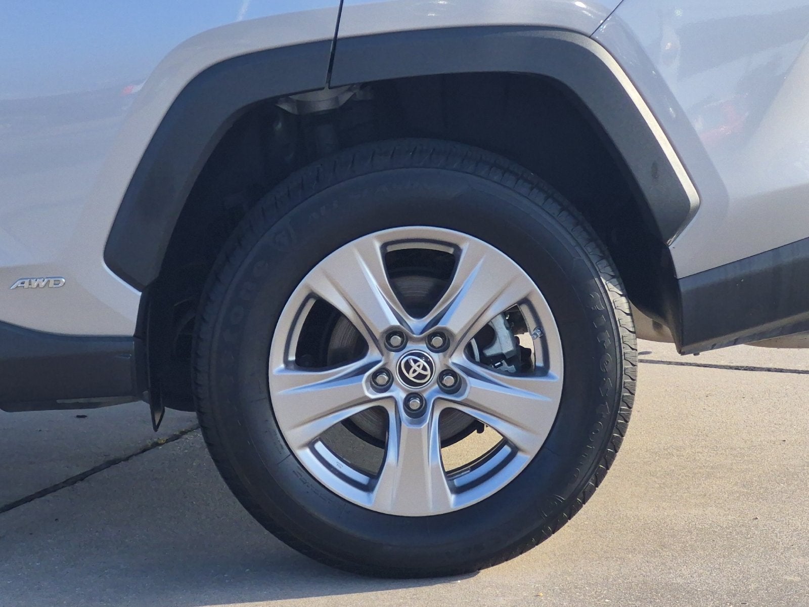 2024 Toyota RAV4 Hybrid LE