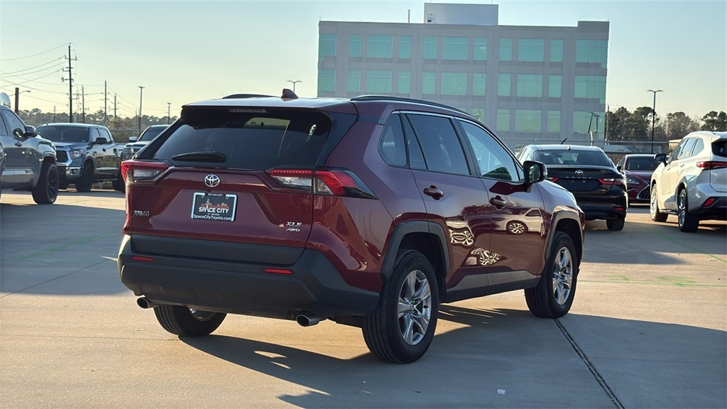 2025 Toyota RAV4 XLE