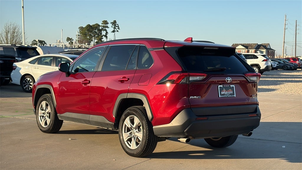 2025 Toyota RAV4 XLE