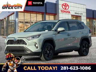 2020 Toyota RAV4 Hybrid XLE