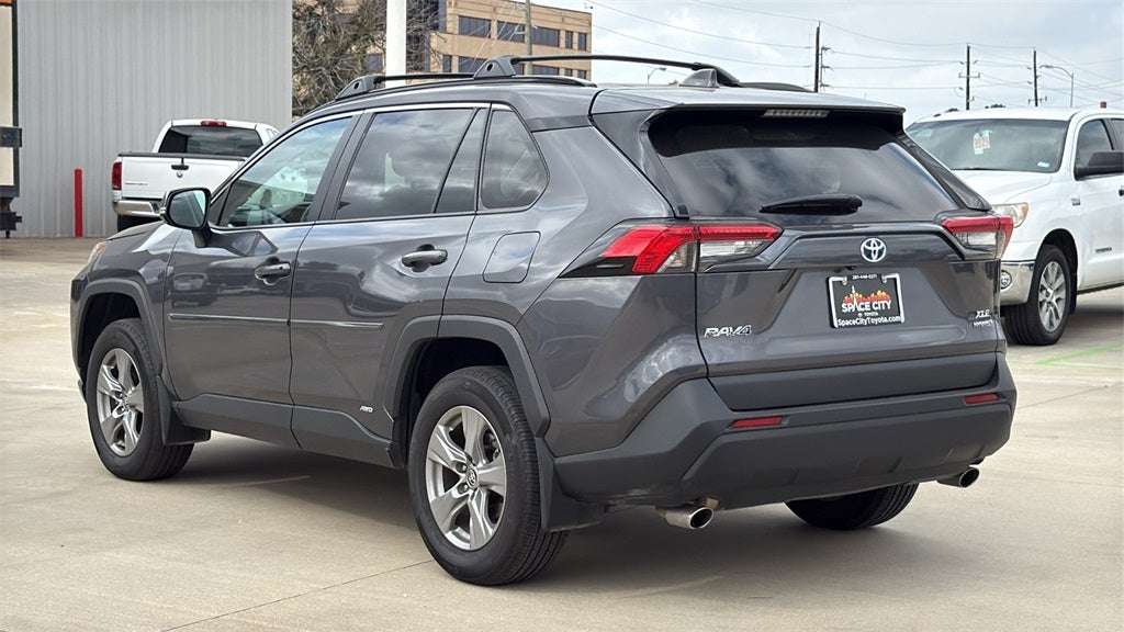 2024 Toyota RAV4 HYBRID XLE