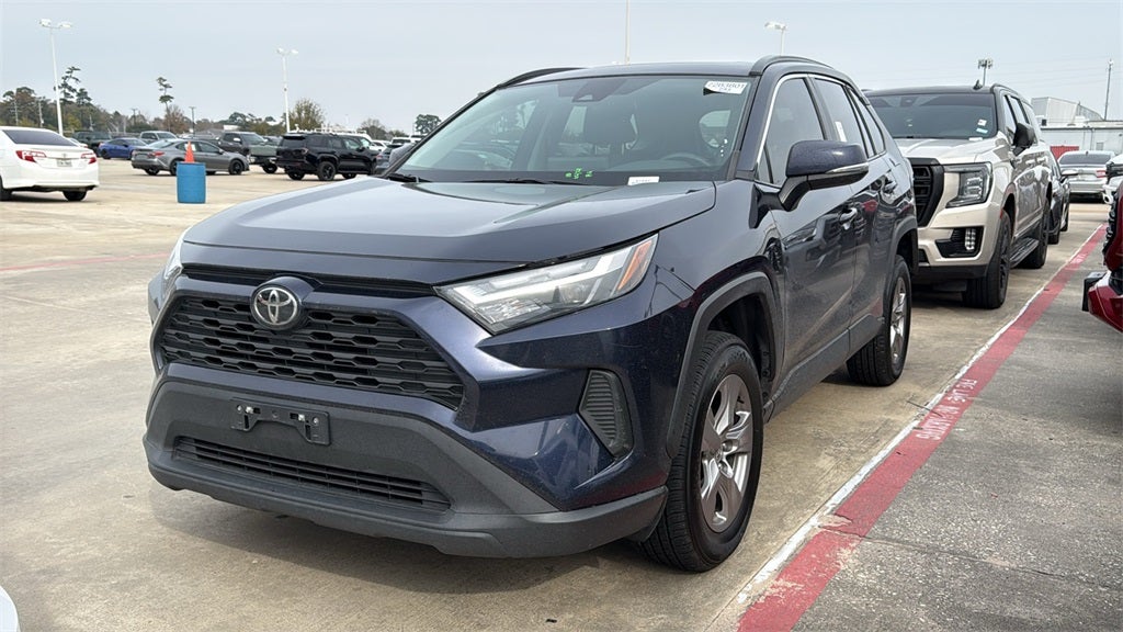 2022 Toyota RAV4 XLE