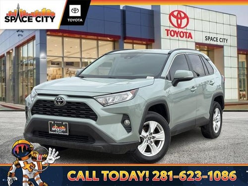 2021 Toyota RAV4 XLE
