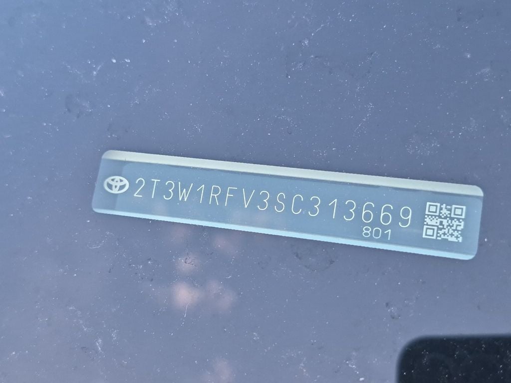 2025 Toyota RAV4 XLE