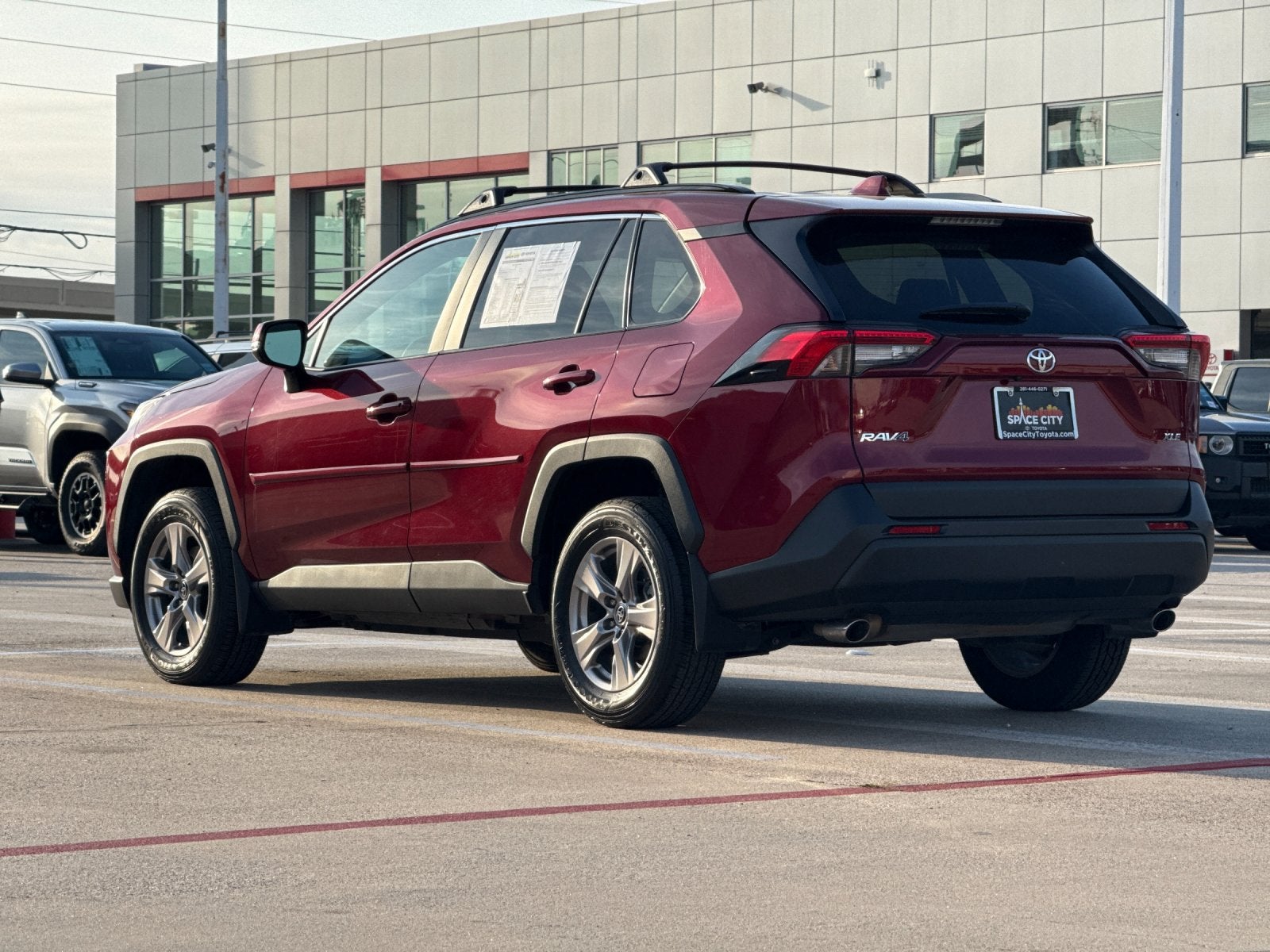 2024 Toyota RAV4 XLE