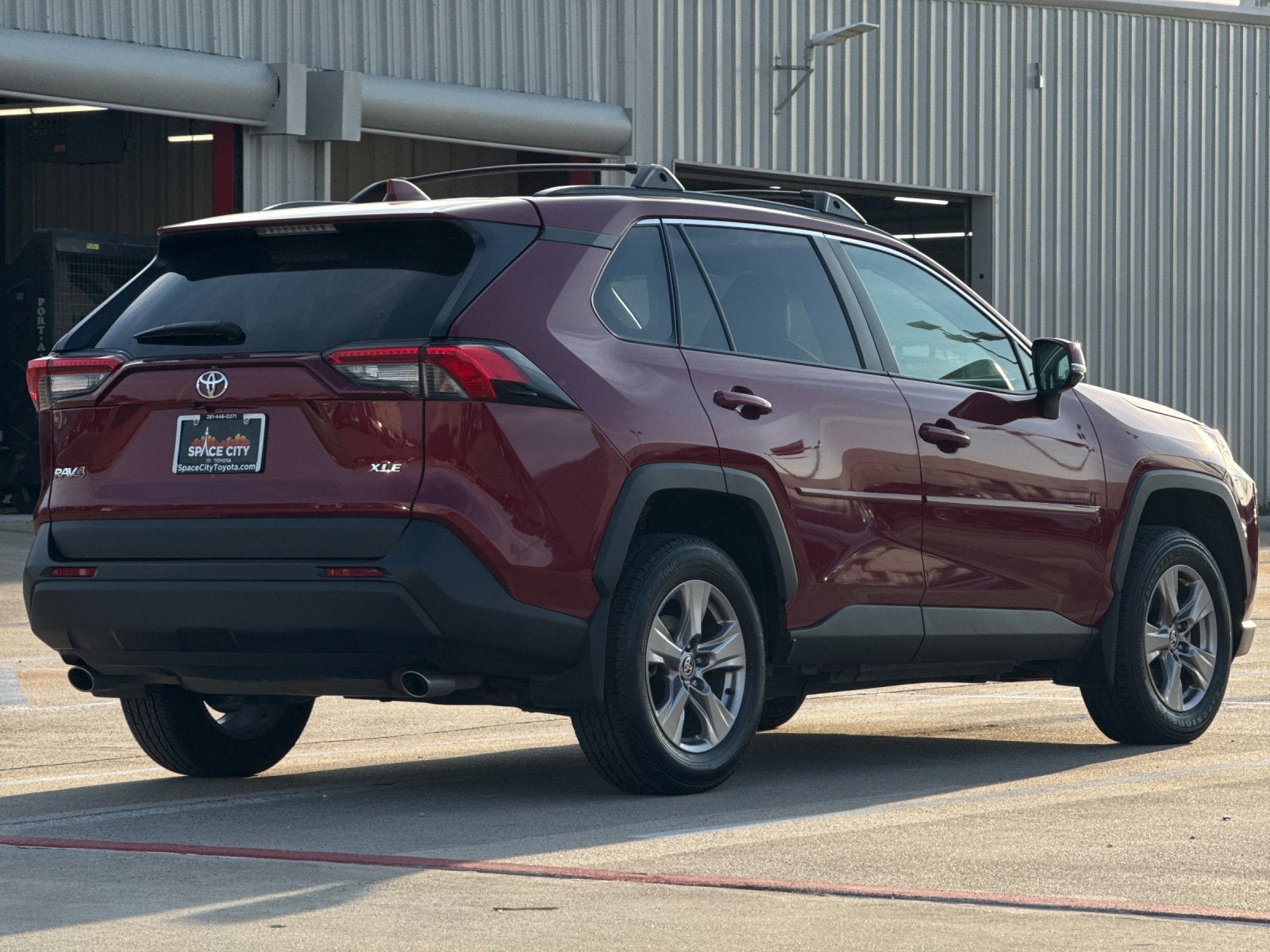 2024 Toyota RAV4 XLE