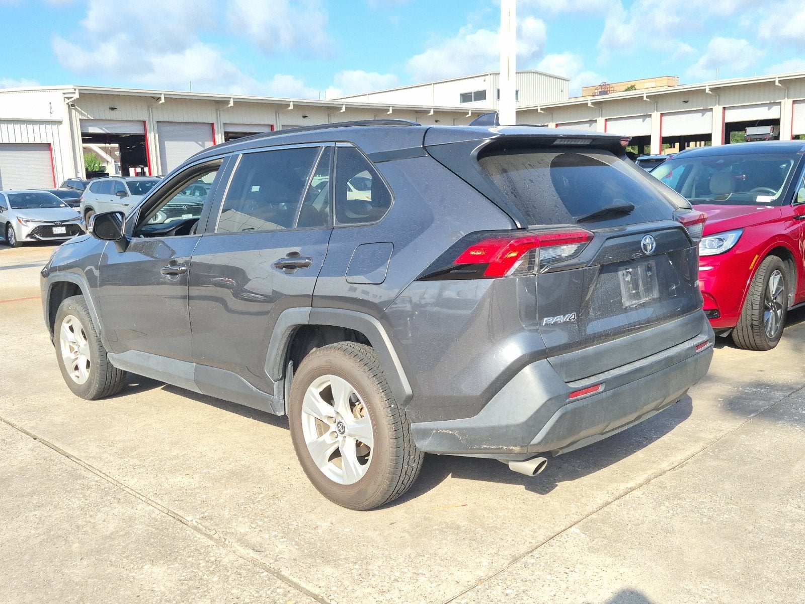 2021 Toyota RAV4 XLE