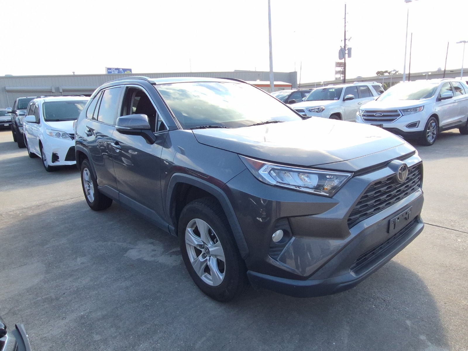 2021 Toyota RAV4 XLE