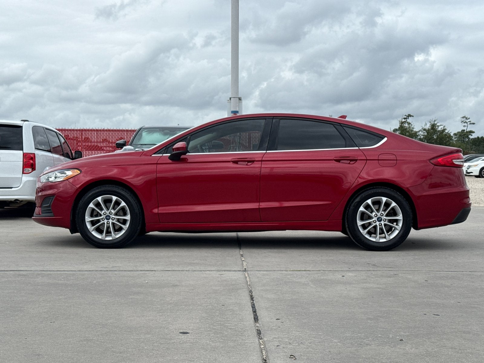 2020 Ford Fusion SE