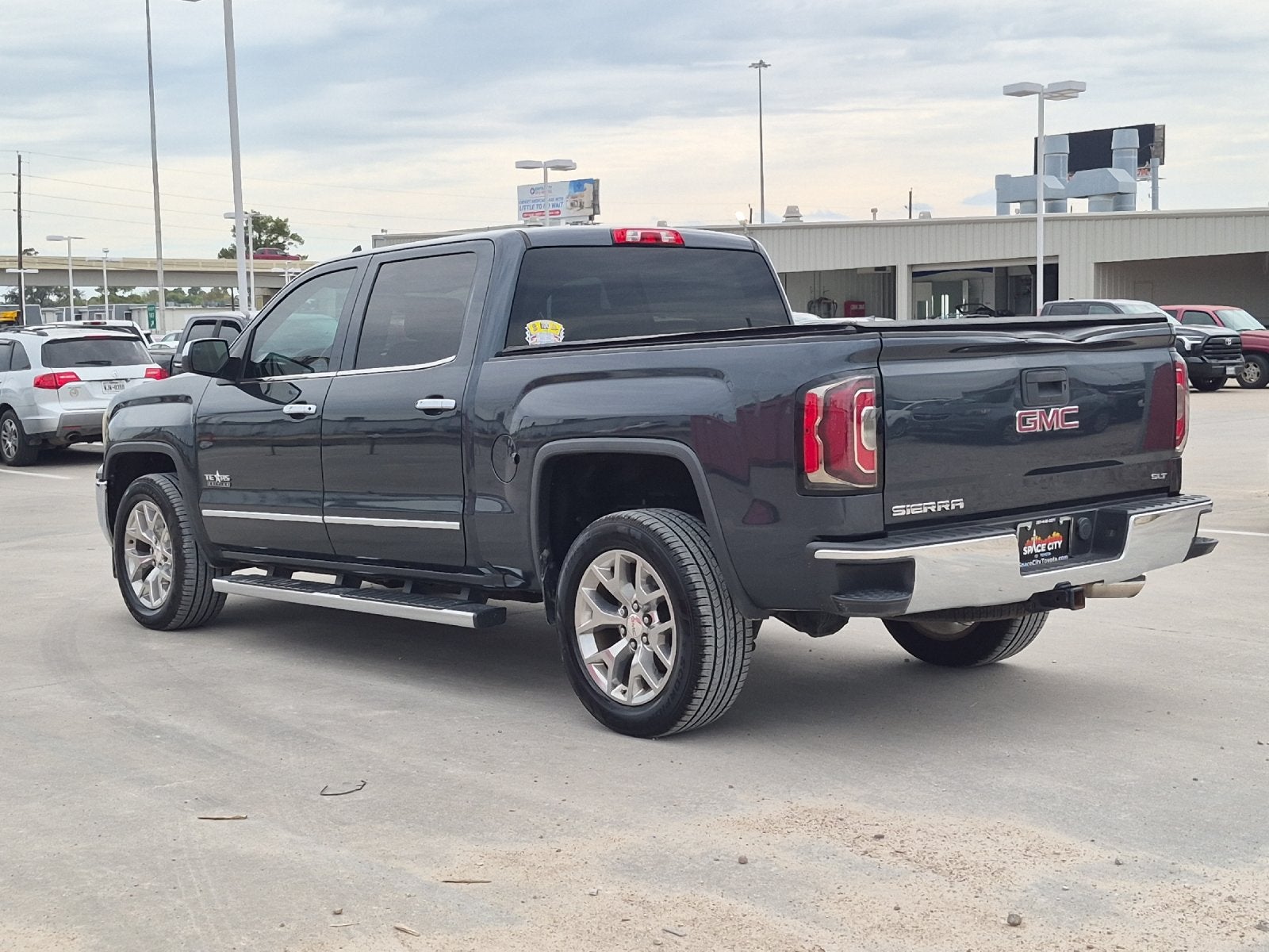 2018 GMC Sierra SLT