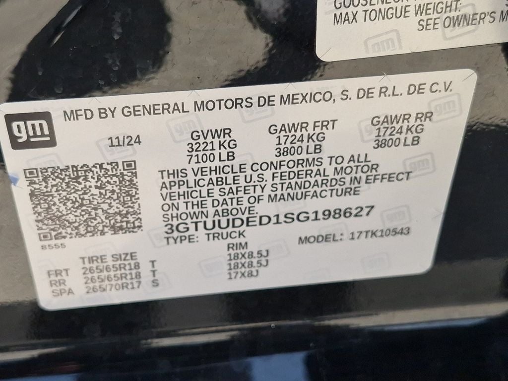 2025 GMC Sierra SLT