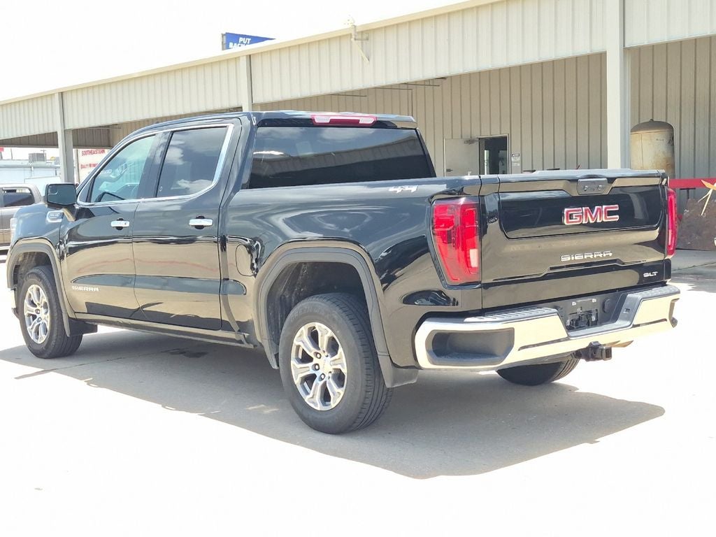 2025 GMC Sierra SLT