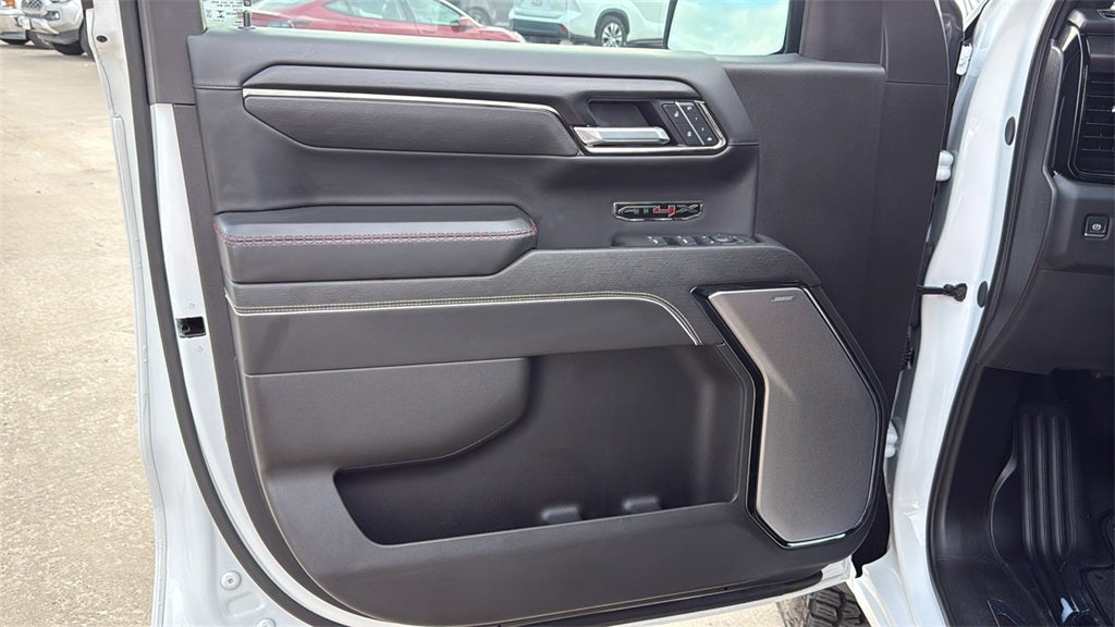 2025 GMC Sierra AT4X