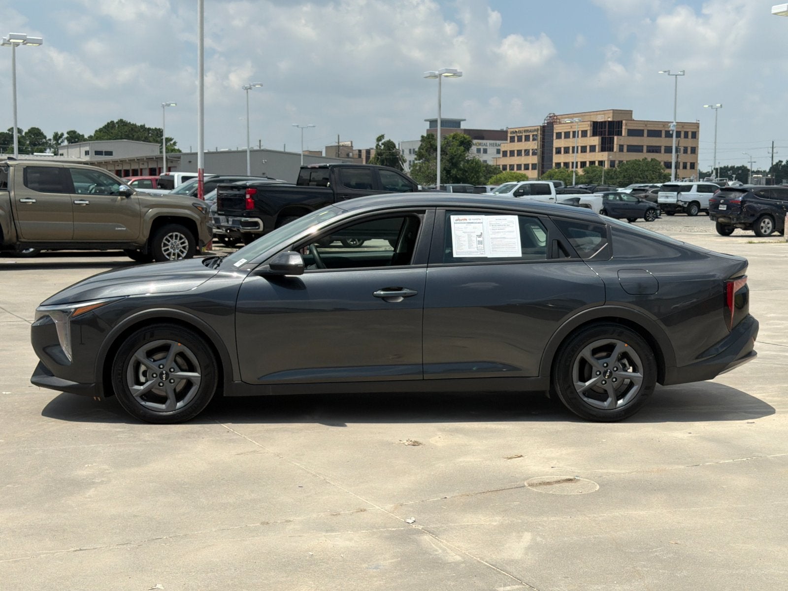 2025 Kia K4 LXS