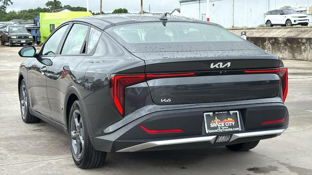 2025 Kia K4 LXS