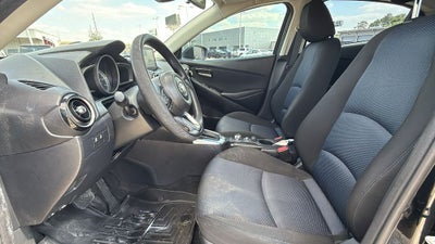 2020 Toyota YARIS HATCHBACK LE