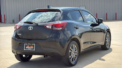 2020 Toyota YARIS HATCHBACK LE