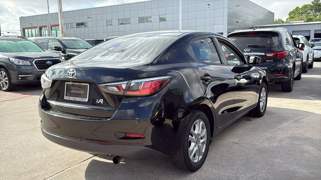 2017 Toyota YARIS iA Base