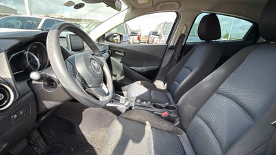 2017 Toyota YARIS iA Base