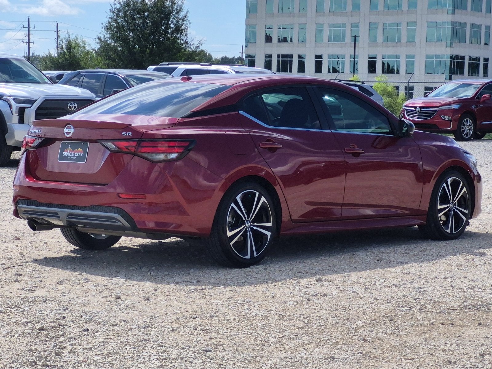 2022 Nissan Sentra SR