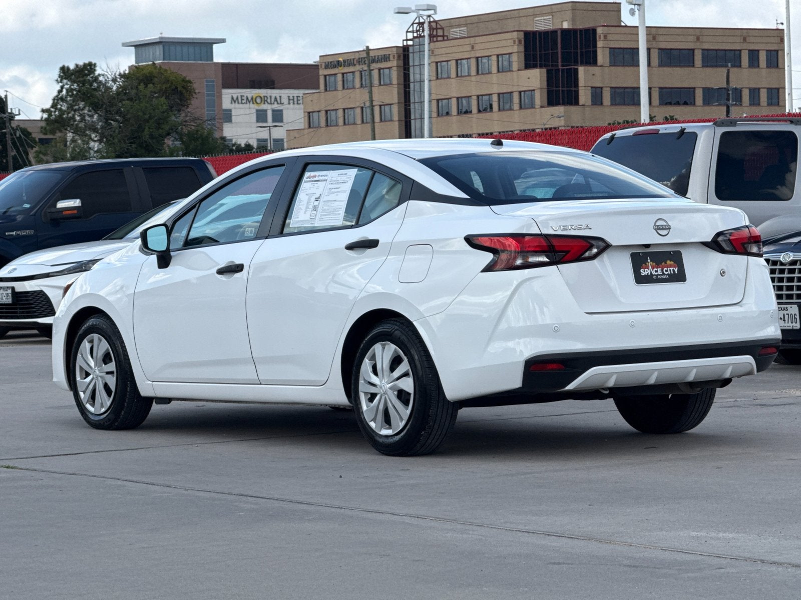 2024 Nissan Versa 1.6 S