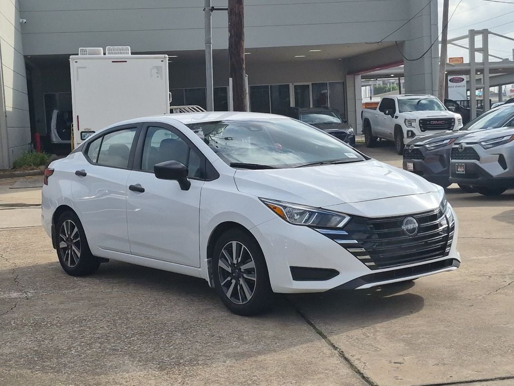 2024 Nissan Versa 1.6 S
