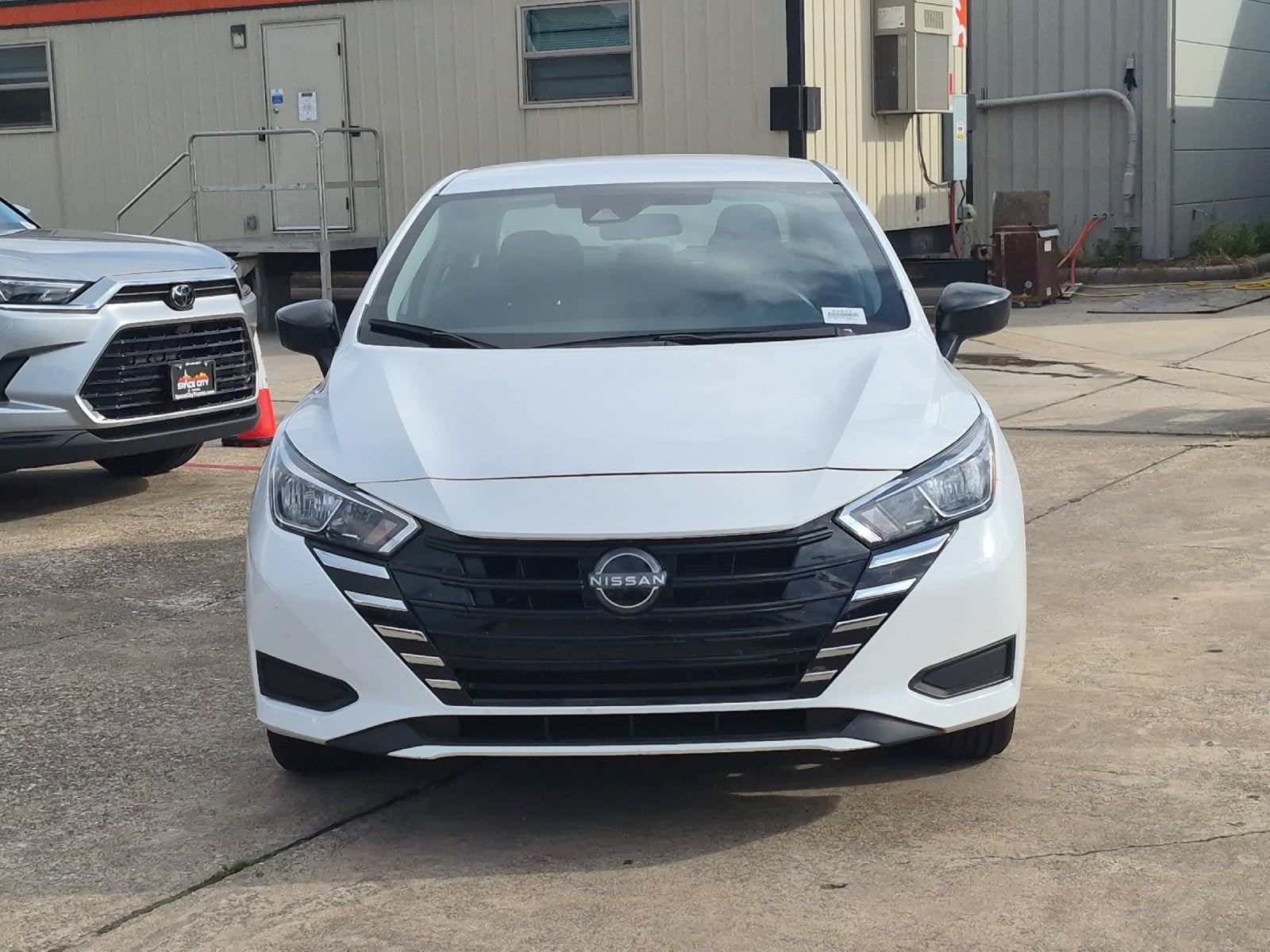 2024 Nissan Versa 1.6 S