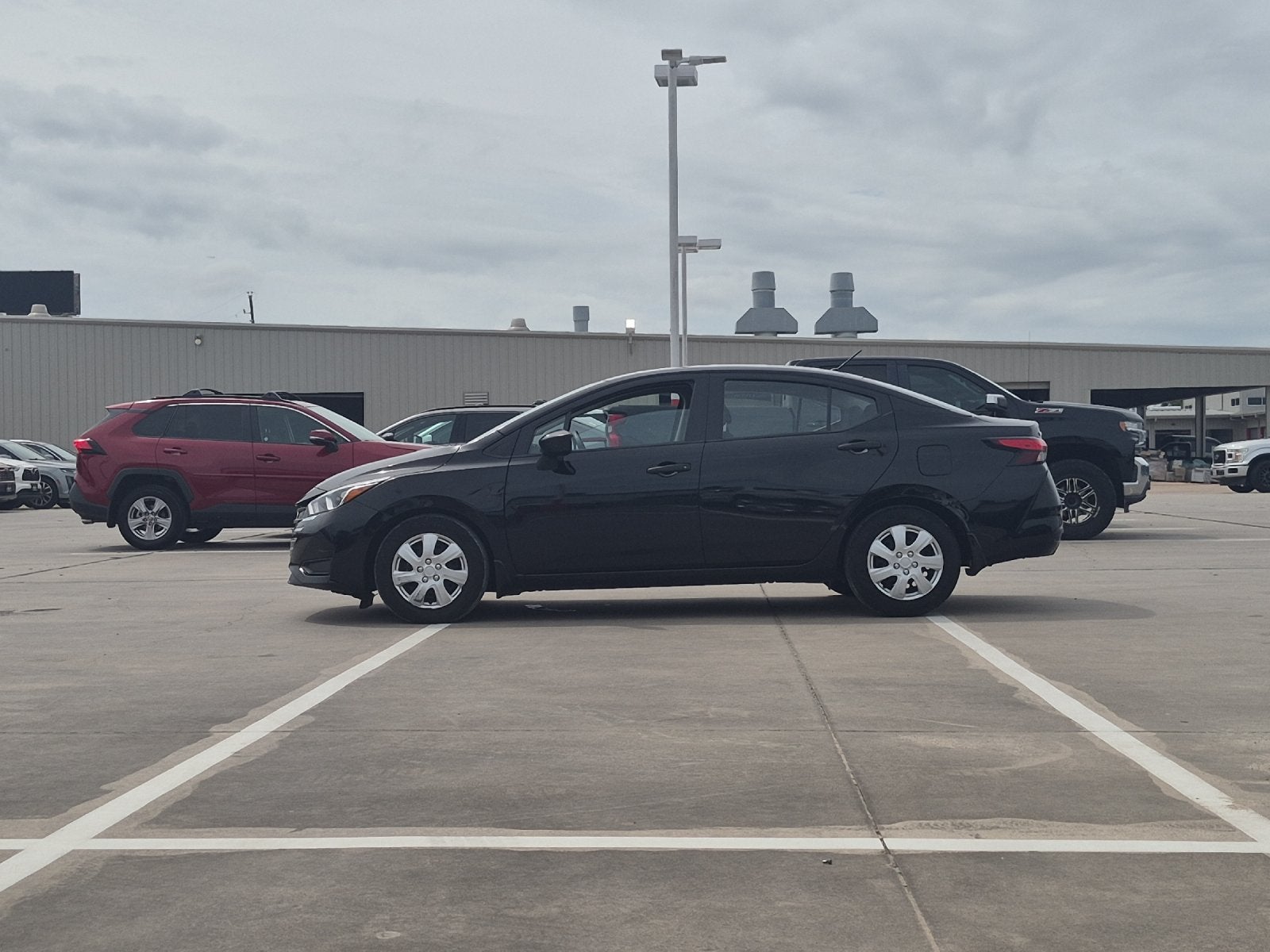 2024 Nissan Versa 1.6 S