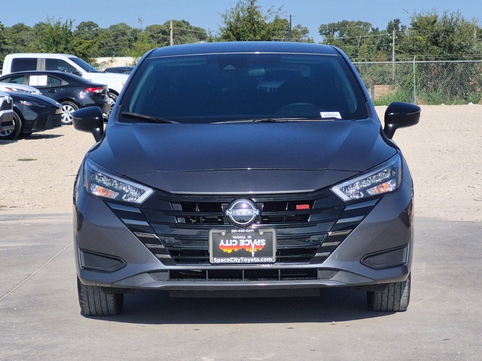 2023 Nissan Versa 1.6 SR