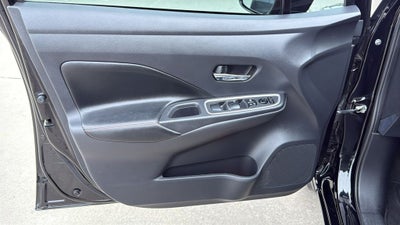 2022 Nissan Versa 1.6 SR
