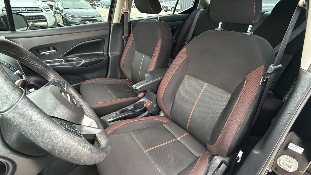 2022 Nissan Versa 1.6 SR