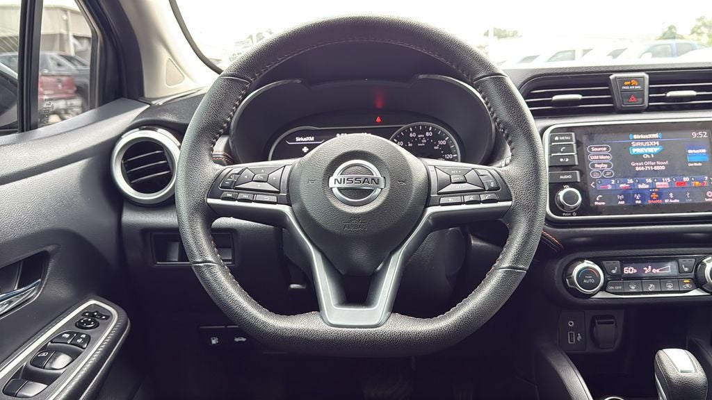 2022 Nissan Versa 1.6 SR