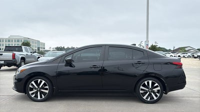 2022 Nissan Versa 1.6 SR