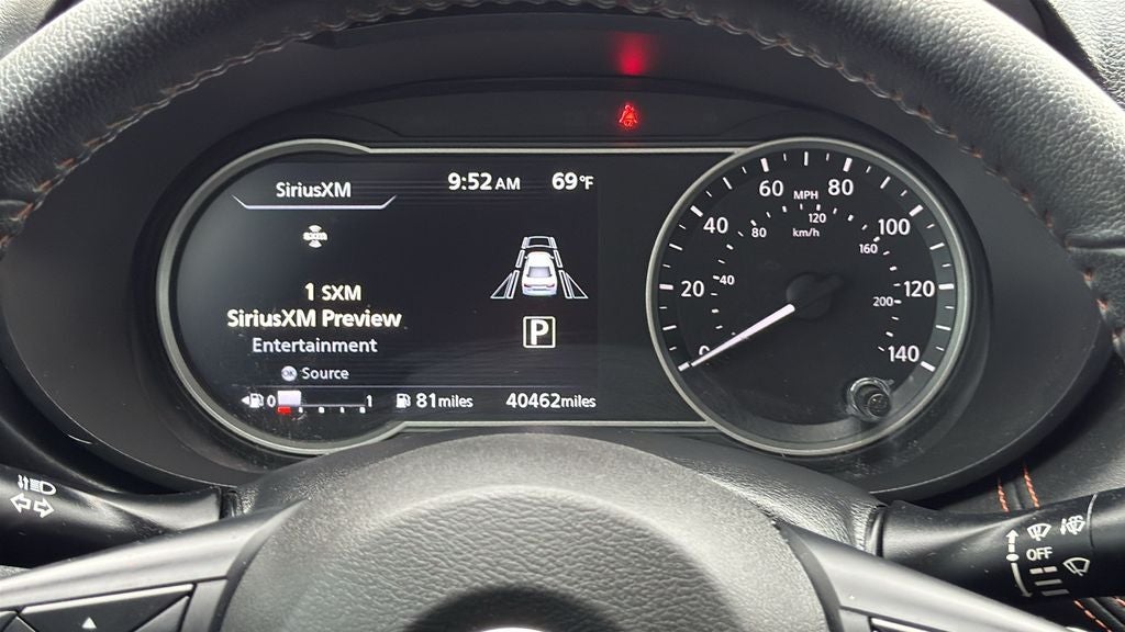 2022 Nissan Versa 1.6 SR