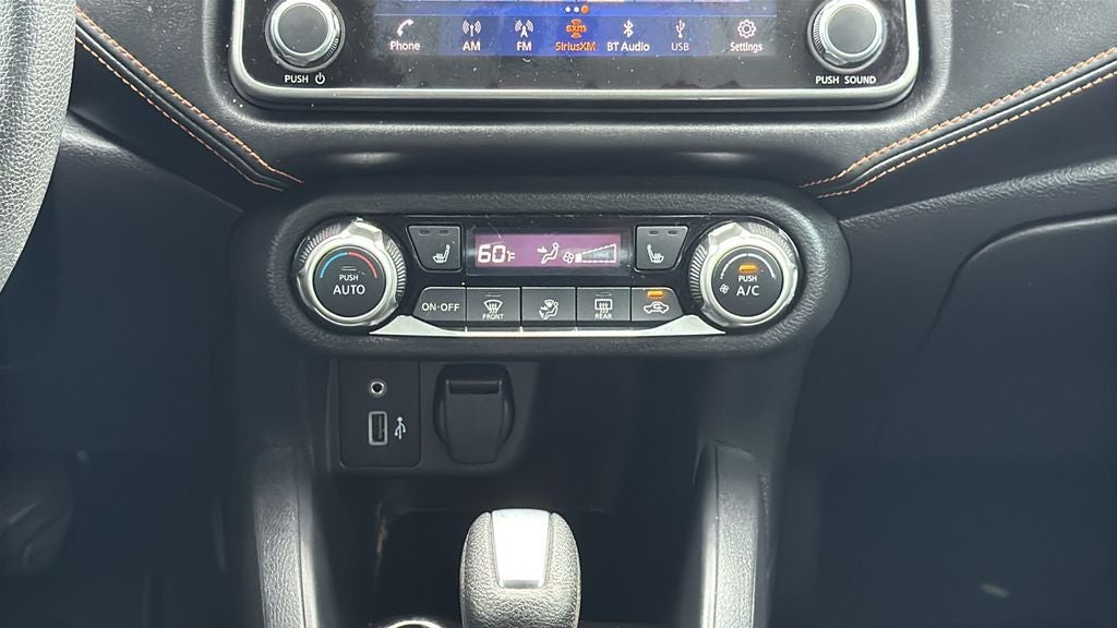 2022 Nissan Versa 1.6 SR
