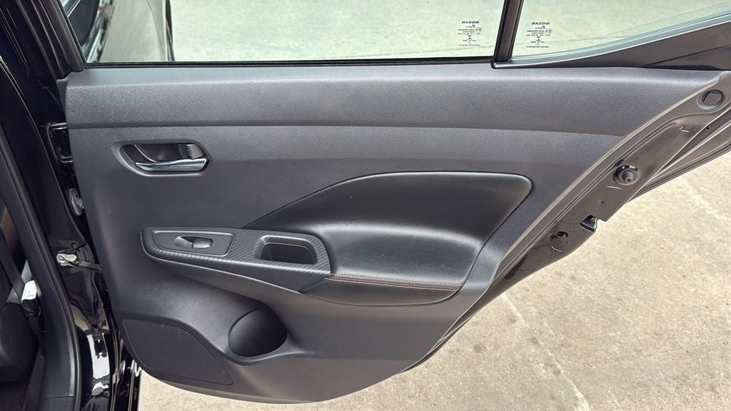 2022 Nissan Versa 1.6 SR