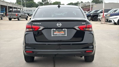 2022 Nissan Versa 1.6 SR