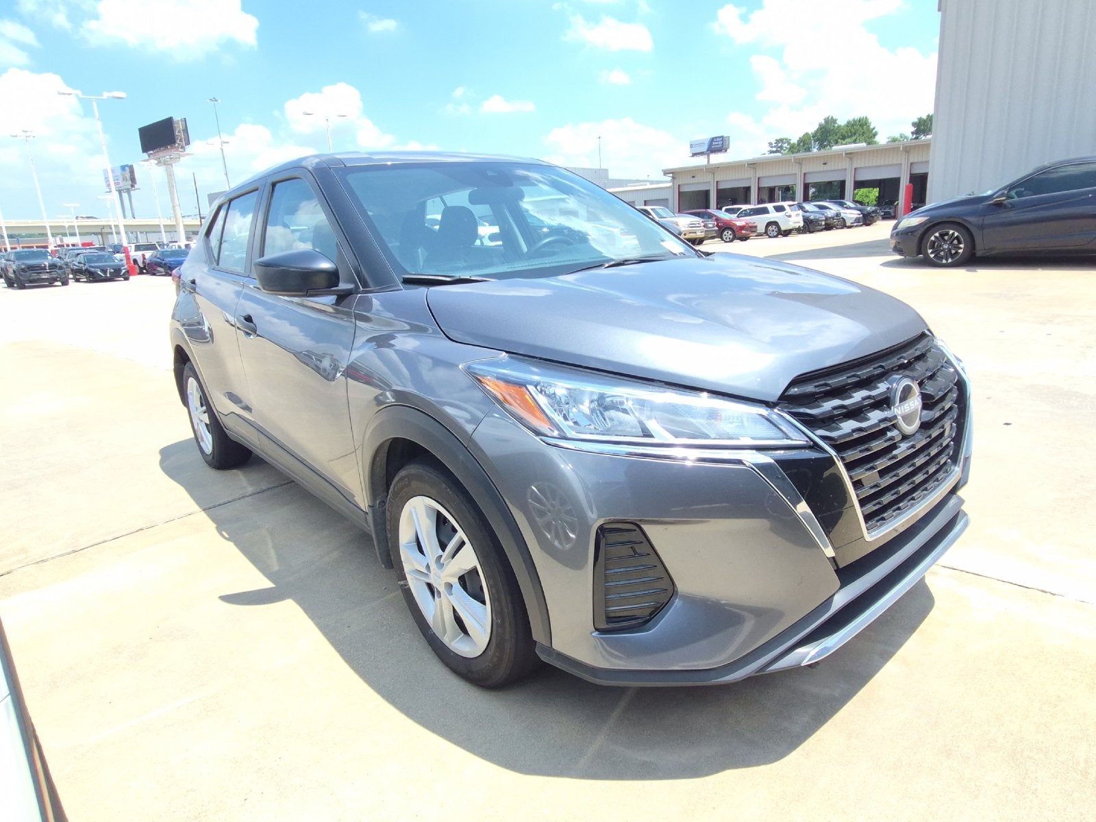 2024 Nissan Kicks S
