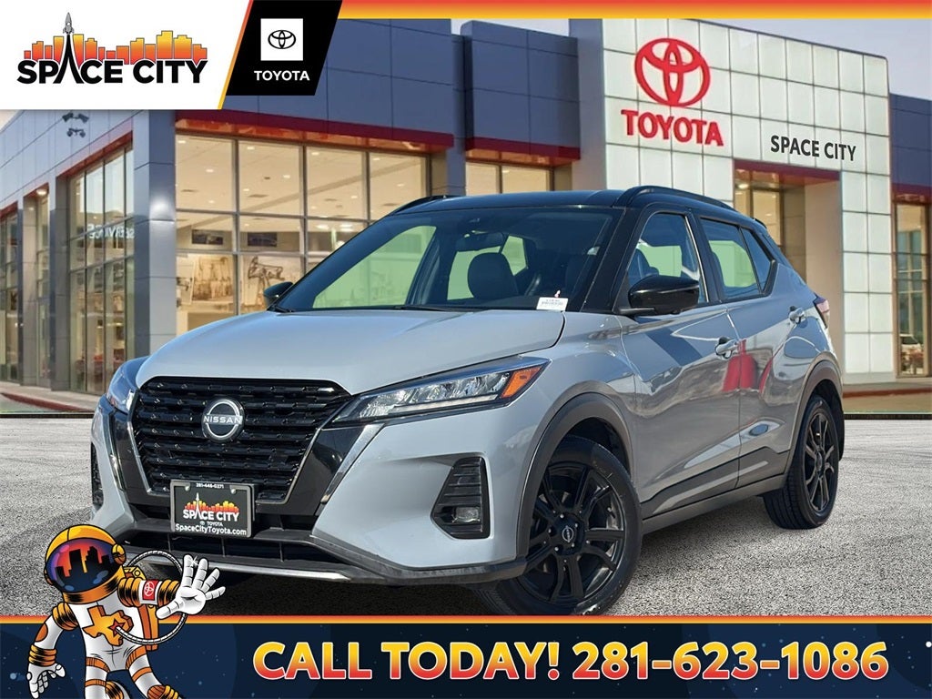 2023 Nissan Kicks SR