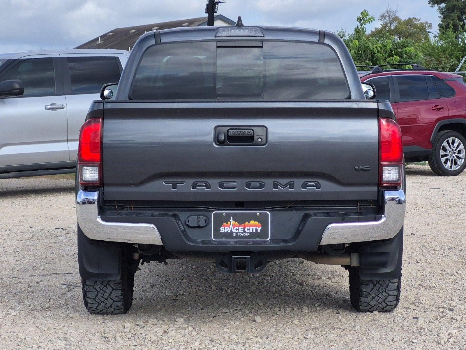 2022 Toyota Tacoma SR5 V6