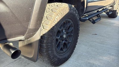 2022 Toyota TACOMA SR5 SR5 V6