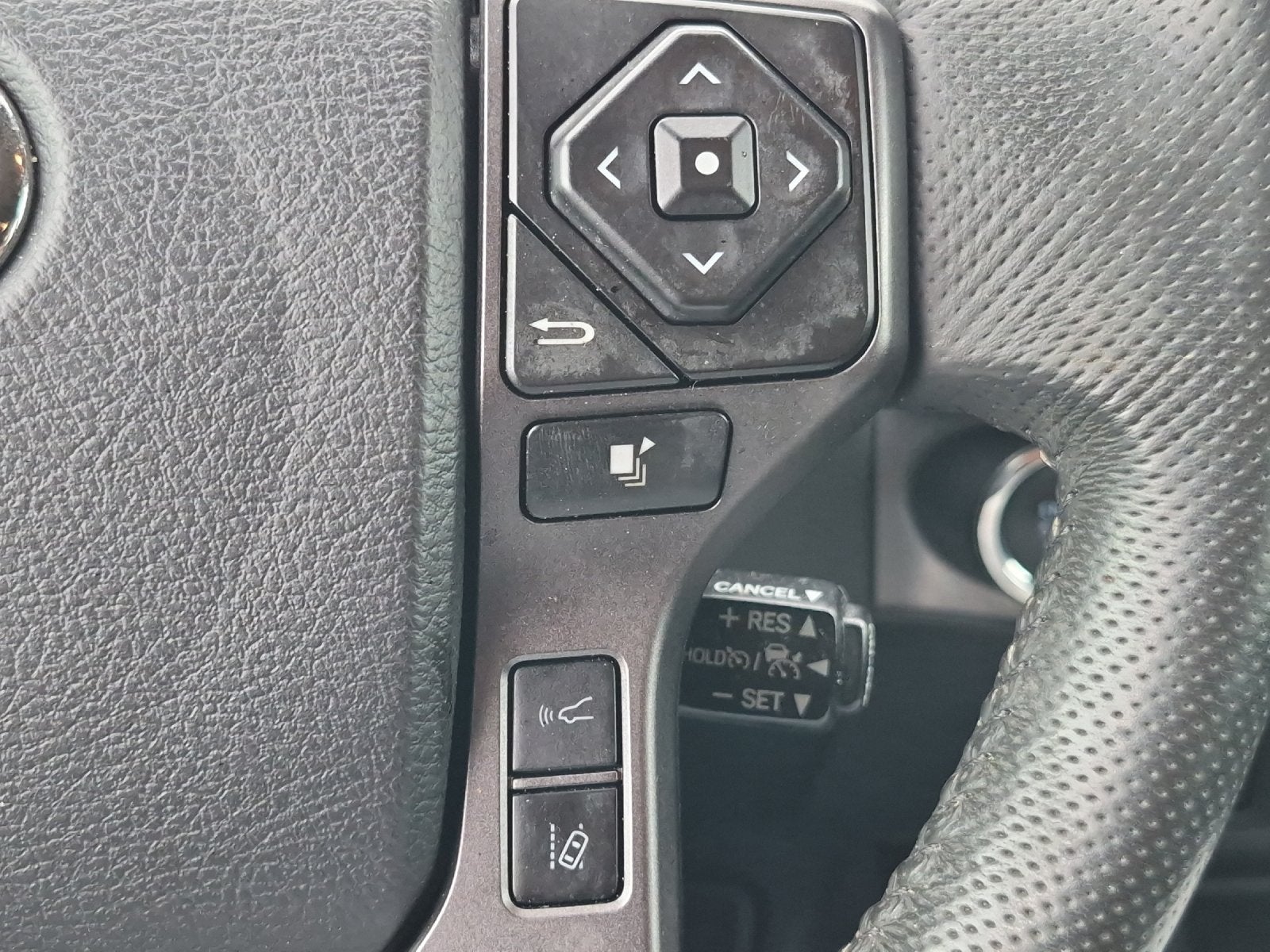 2022 Toyota Tacoma TRD Sport V6