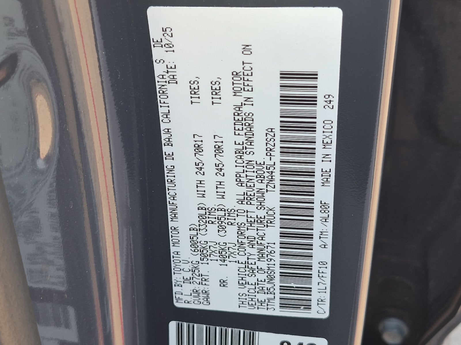 2025 Toyota Tacoma SR5
