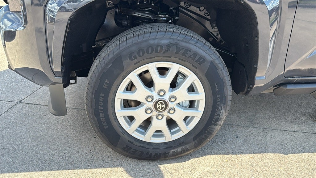 2025 Toyota Tacoma SR5