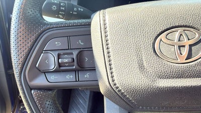 2025 Toyota TACOMA SR5 SR5