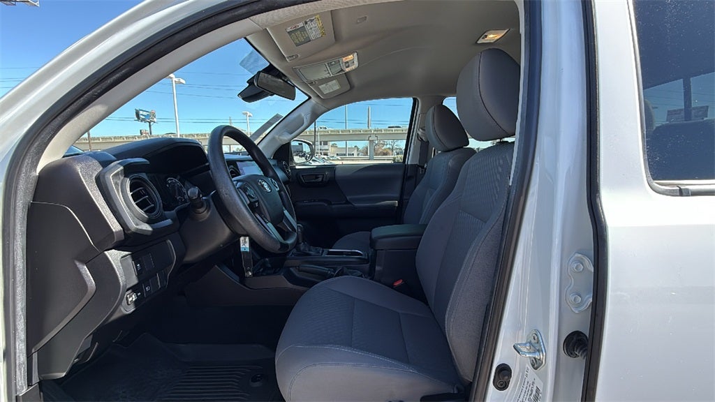 2023 Toyota TACOMA SR SR V6