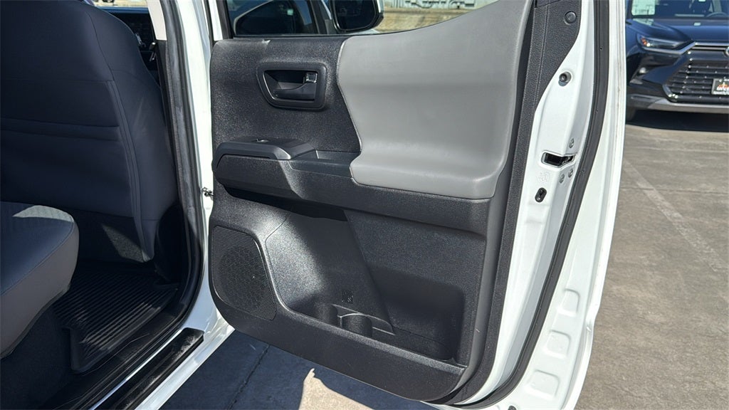 2023 Toyota TACOMA SR SR V6