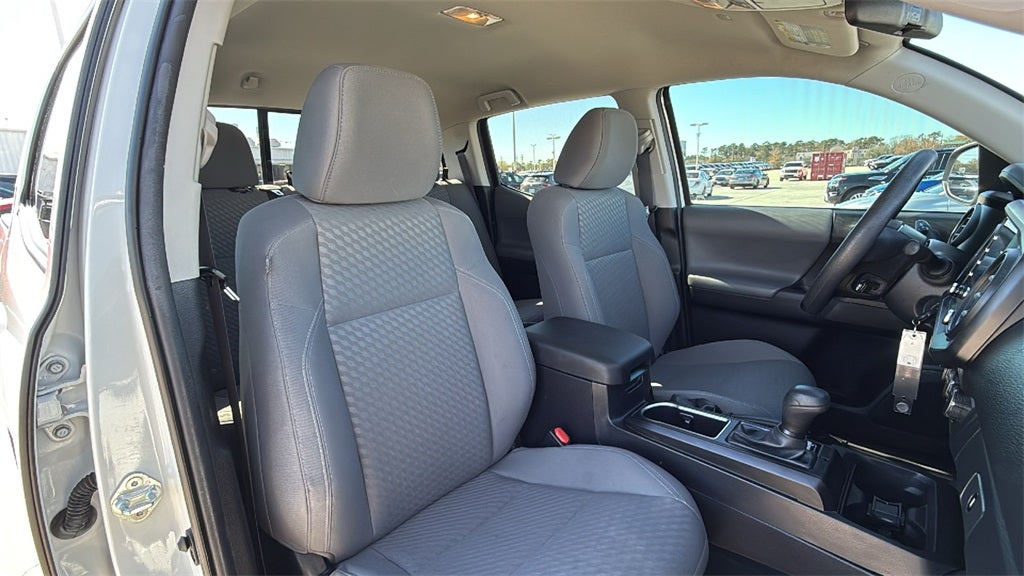 2023 Toyota TACOMA SR SR V6