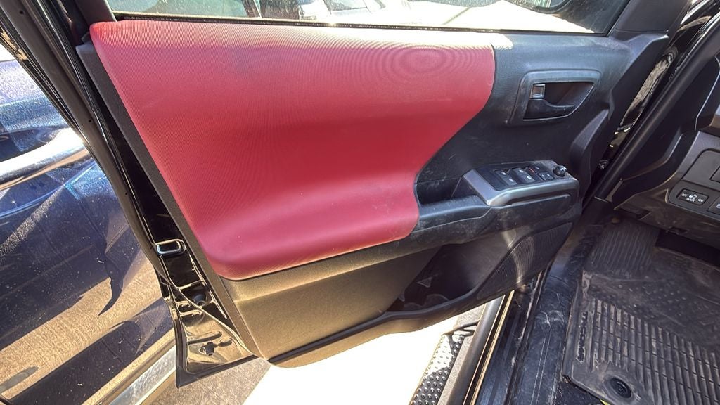 2023 Toyota TACOMA SR5 SR5 V6